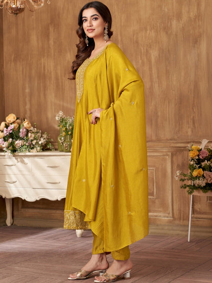 Embroidered Round Neck Kurta & Trousers With Dupatta