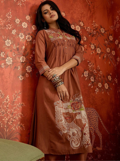Women Floral Embroidered Regular Thread Work Kurta with Trousers