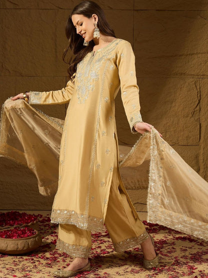 Dhiyona KL Women Ethnic Motifs Embroidered Regular Kurta with Palazzos Set