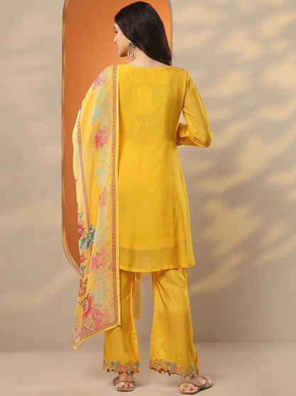 Dhiyona LL Floral Embroidered Panelled Thread Work Kurta With Palazzos & Dupatta