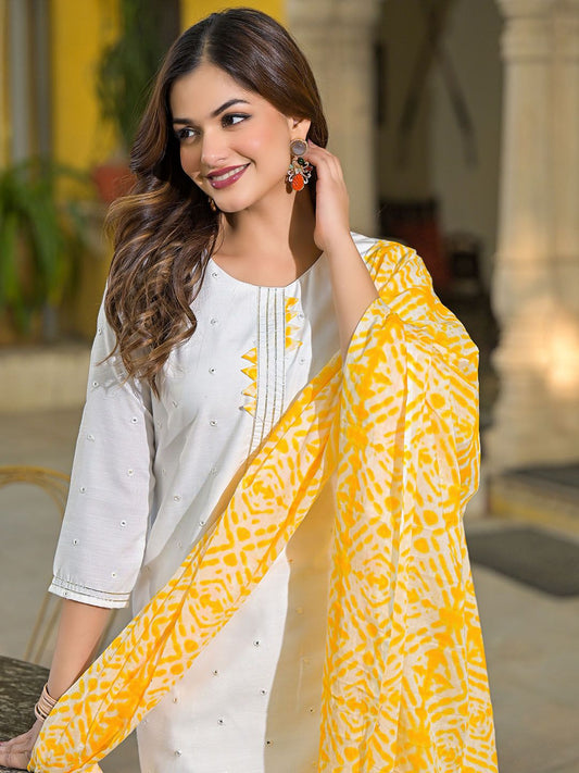 Dhiyona KL Women Floral Embroidered Regular Mirror Work Kurta with Trousers & With Dupatta