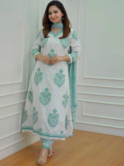 Dhiyona KL Women Floral Printed Regular Pure Cotton Kurta with Palazzos & With Dupatta