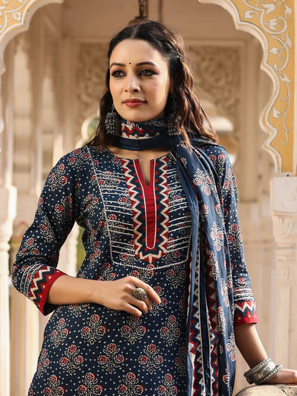 Dhiyona RR Women's Floral Yoke Design Gotta Patti Pure Cotton Kurta Set