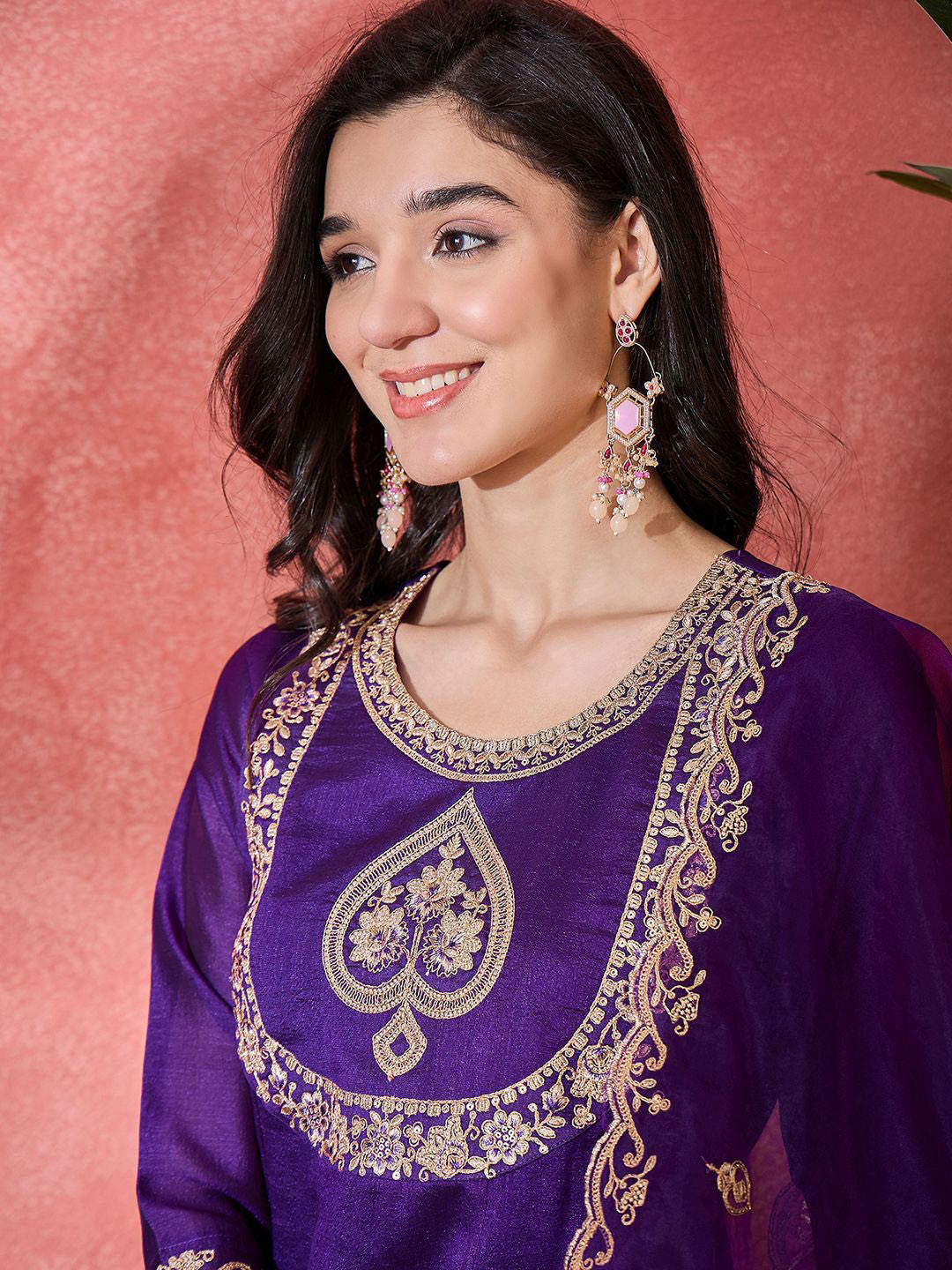 Women Floral Embroidered Kurta with Trousers & Dupatta
