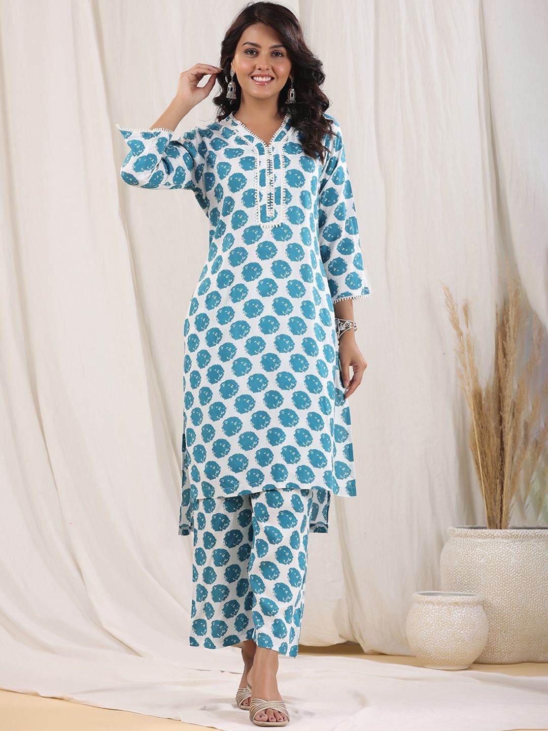 Dhiyona RR Women's Geometric Printed Pure Cotton Kurta With Trousers