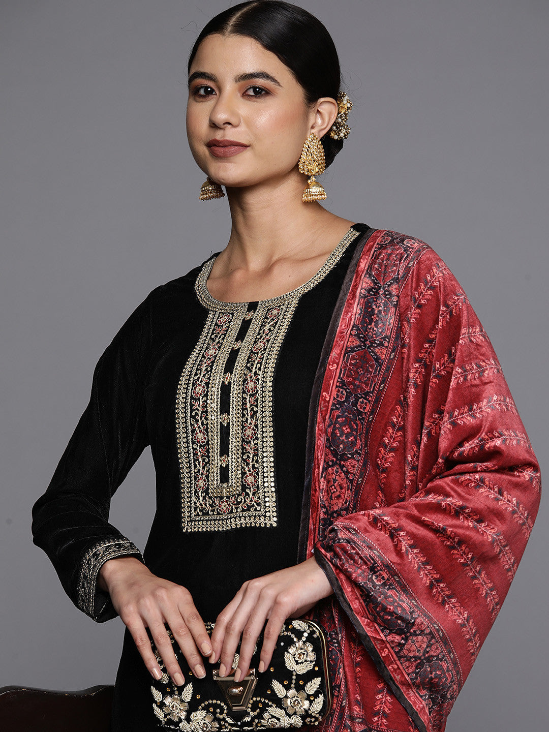Women Black Ethnic Motifs Yoke Design Velvet Kurta with Trousers & With Dupatta