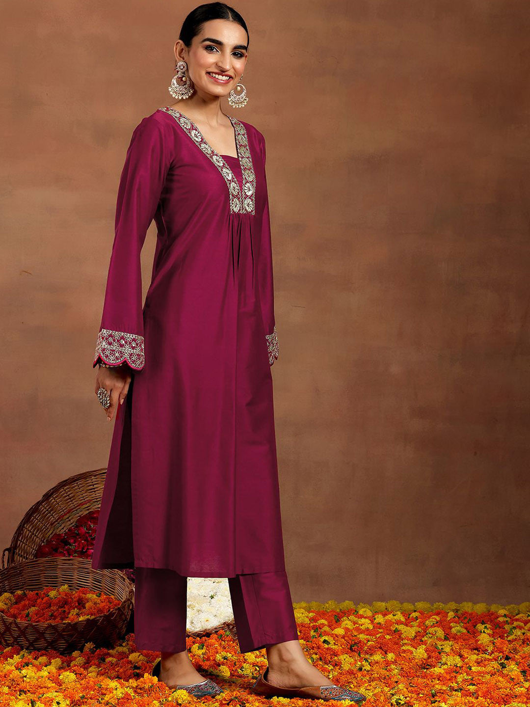 Women Floral Yoke Design Pleated Kurta with Trousers