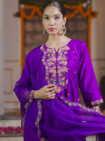 Floral Embroidered Sequinned Liva Kurta With Trousers & Dupatta