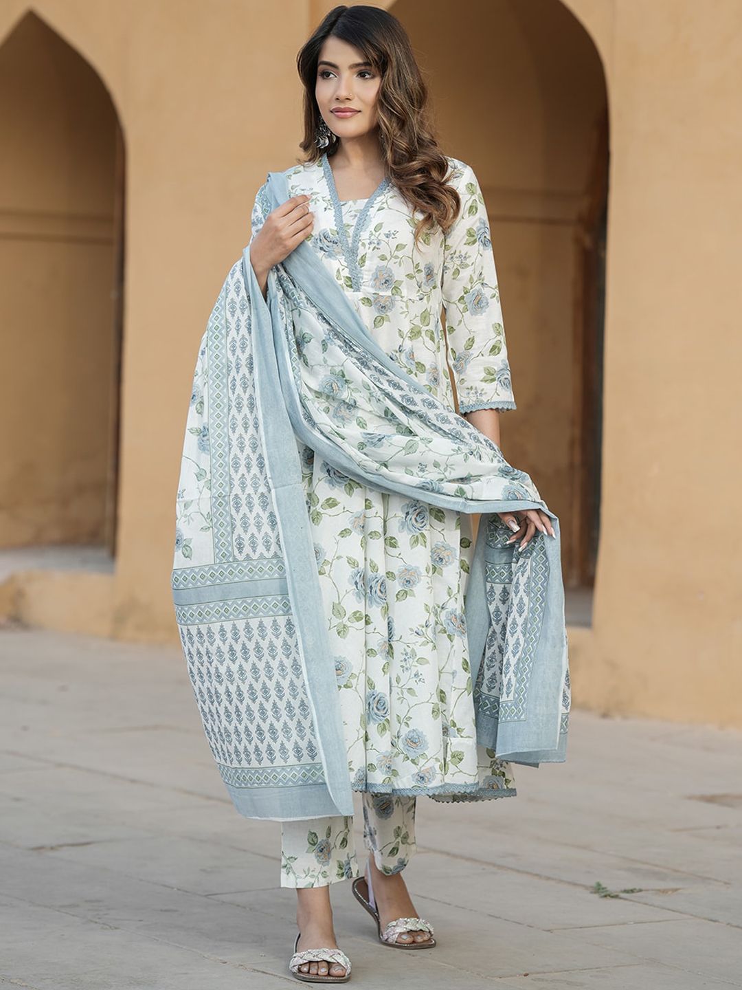 Dhiyona KL Floral Printed V-Neck Thread Work Pure Cotton Empire Kurta with Trousers & Dupatta