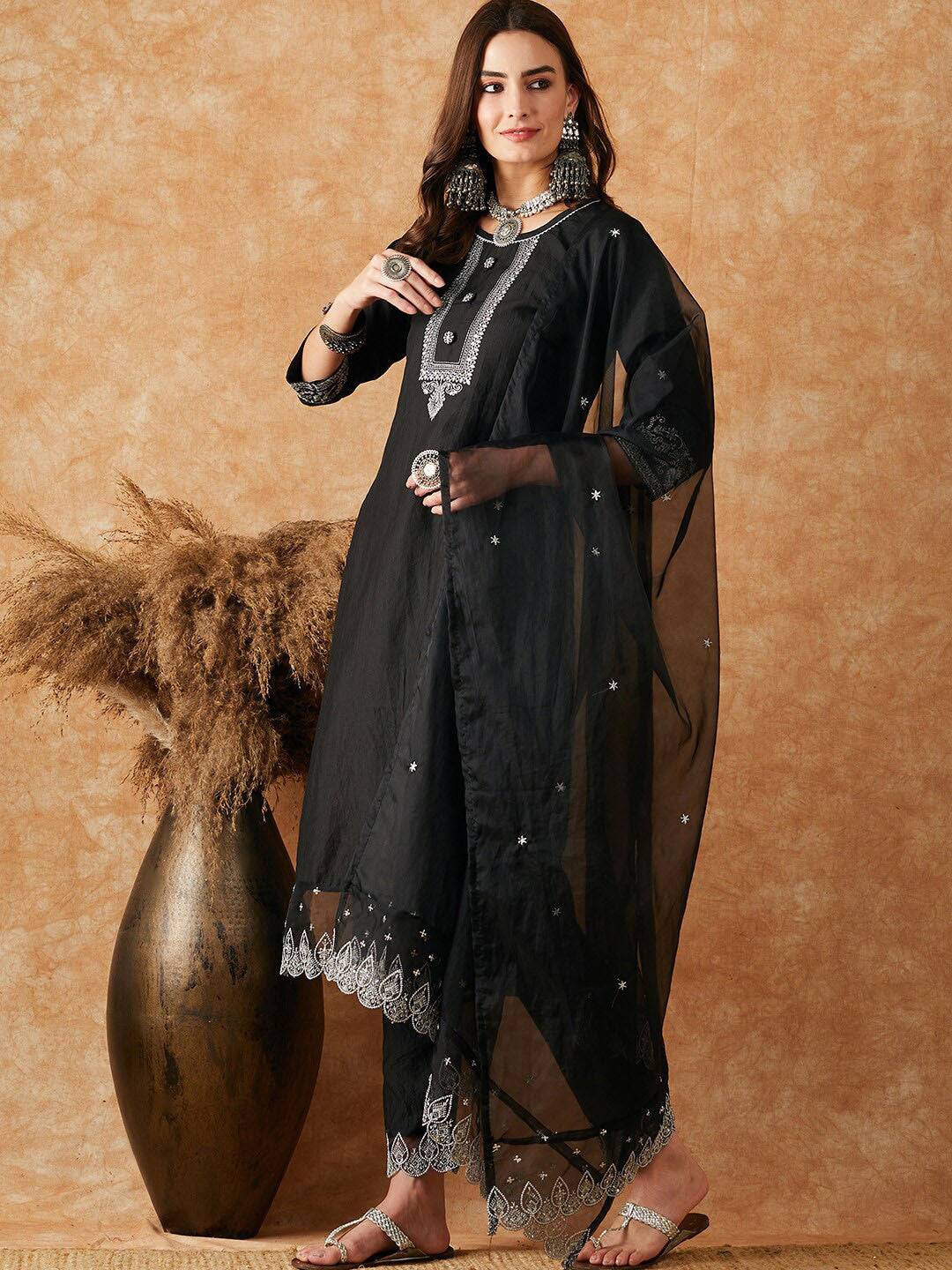 Embroidered Straight Kurta With Trouser & Dupatta