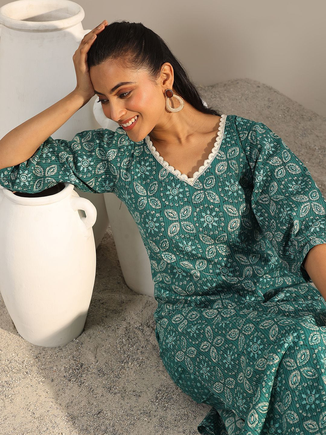 Teal Blue Floral Printed V-Neck Puffed Sleeves Straight Kurta With Trousers