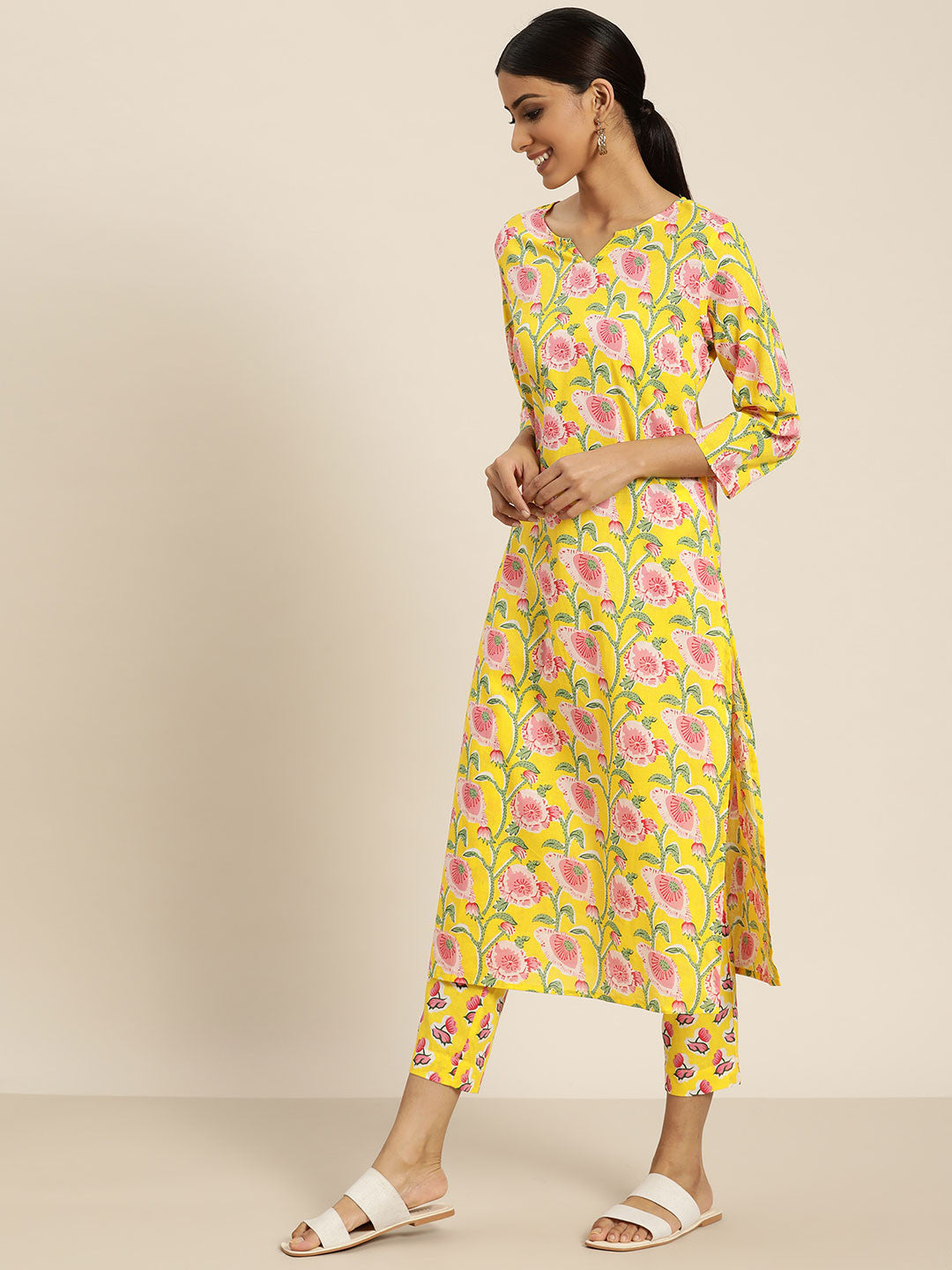 Women Yellow & Pink Ethnic Motifs Printed Cotton Kurta with Trousers