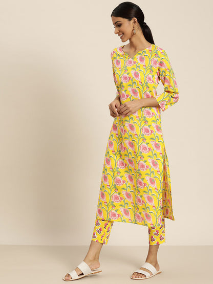 Women Yellow & Pink Ethnic Motifs Printed Cotton Kurta with Trousers