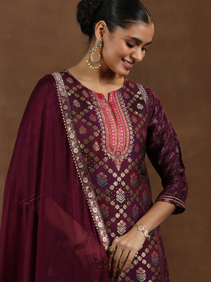 Floral Woven Design Gotta Patti Straight Kurta With Trousers & Dupatta
