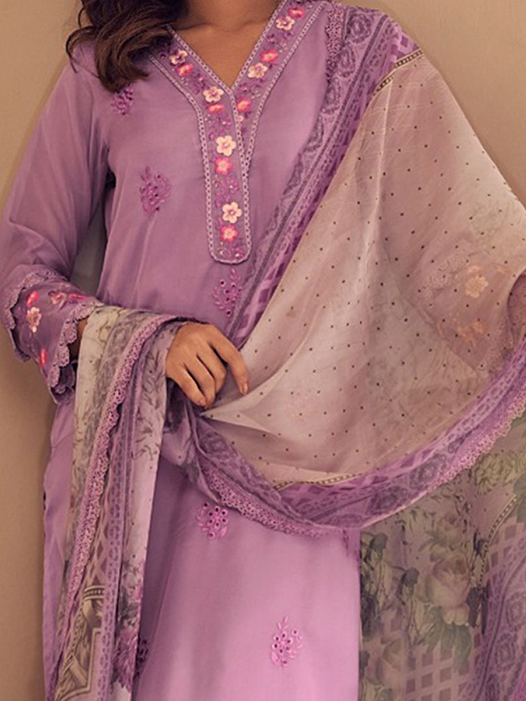 Dhiyona IE Lavender Floral Embroidered Thread Work Kurta with Trousers & Dupatta