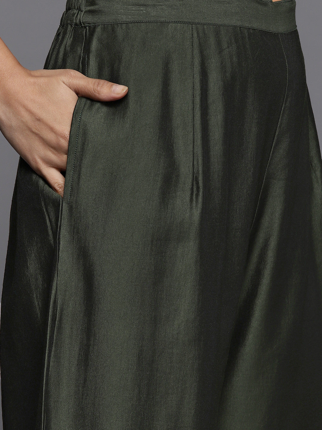 Women Green Yoke Design Embroidered Liva Kurta with Palazzos & Dupatta