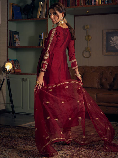 Dhiyona CH Women Embroidered Panelled Sequinned Kurta with Trousers & Dupatta