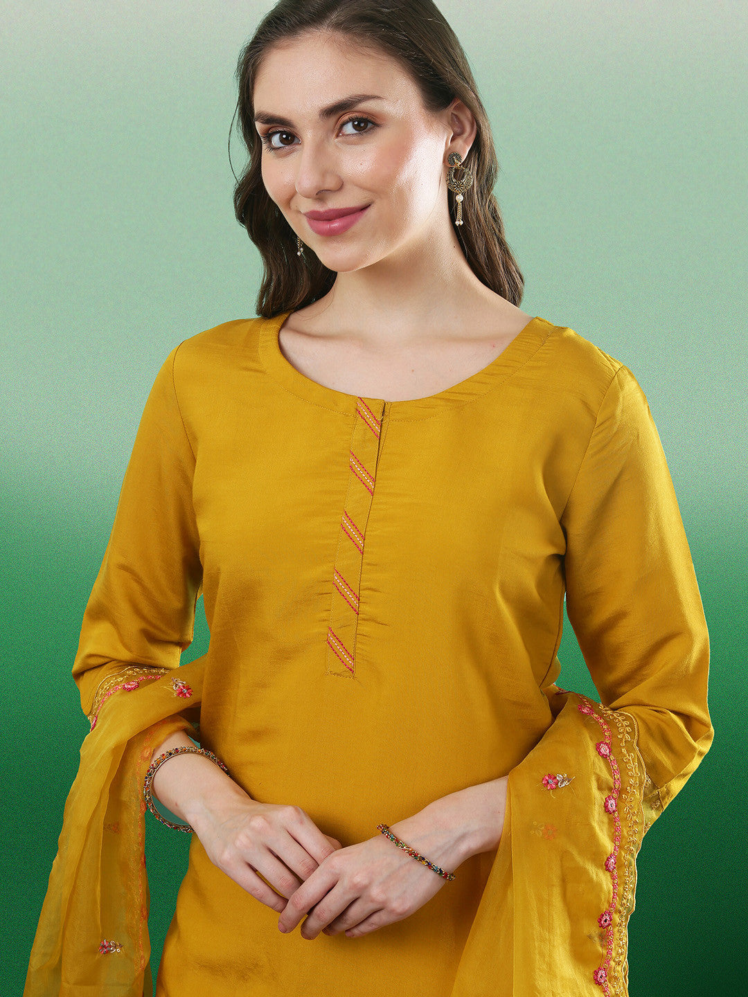 Floral Embroidered Thread Work Straight Kurta & Trouser With Dupatta