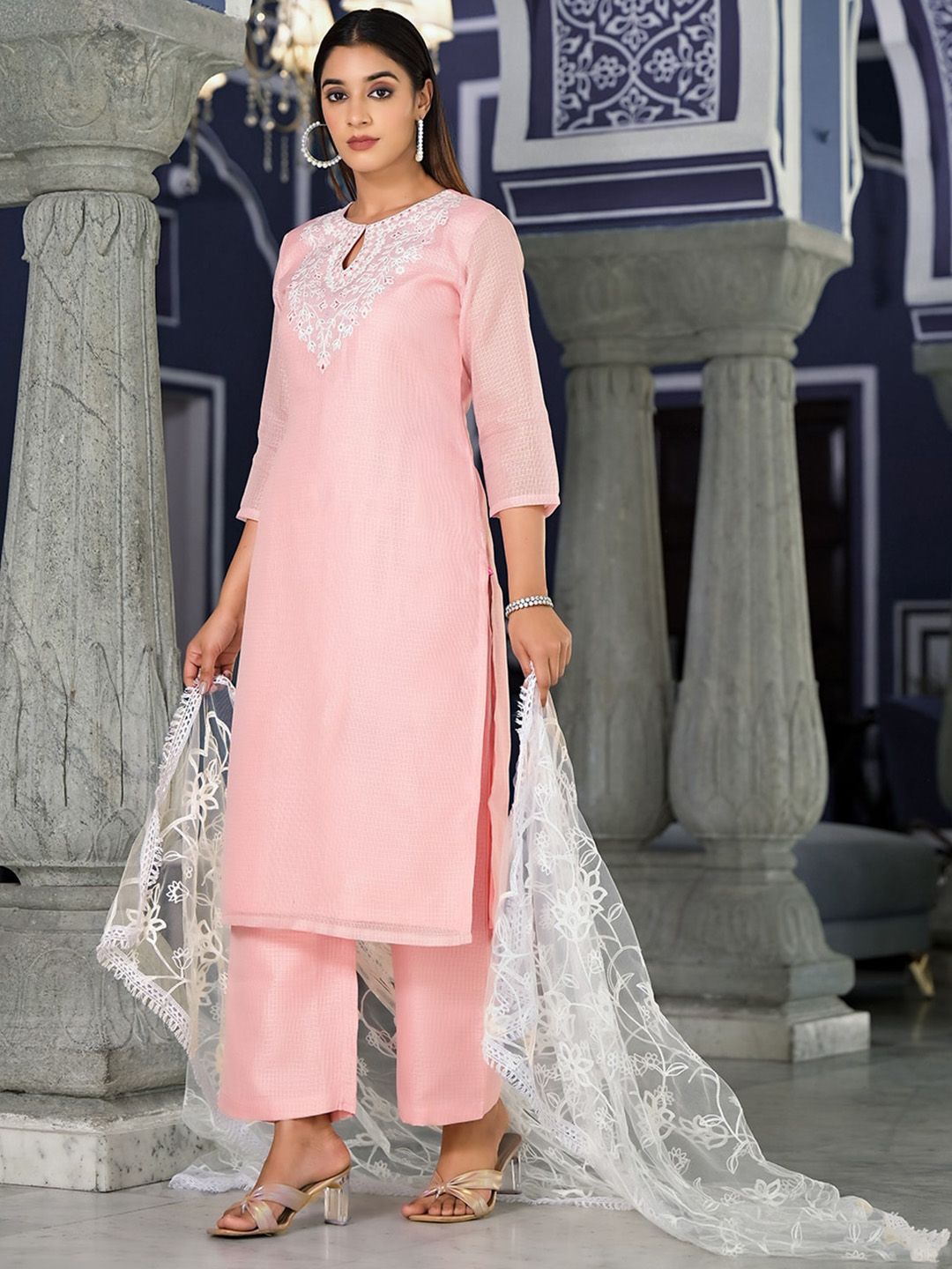 Dhiyona VA Women'sEthnic Motifs Embroidered Regular Thread Work Kurta with Trousers & Dupatta