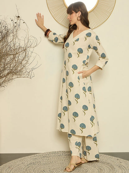 Women Ethnic Motifs Printed A-Line Kurta with Palazzo