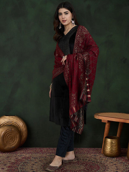 Black Geometric Yoke Design V-Neck Velvet Kurta With Trouser With Dupatta