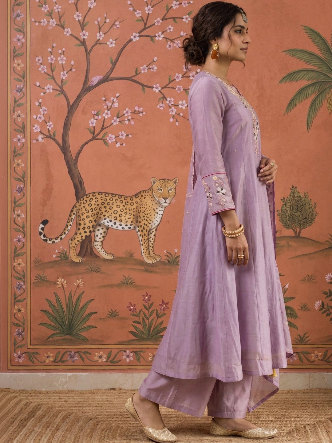 Women Ethnic Motifs Embroidered Regular Thread Work Kurta with Trousers & With Dupatta