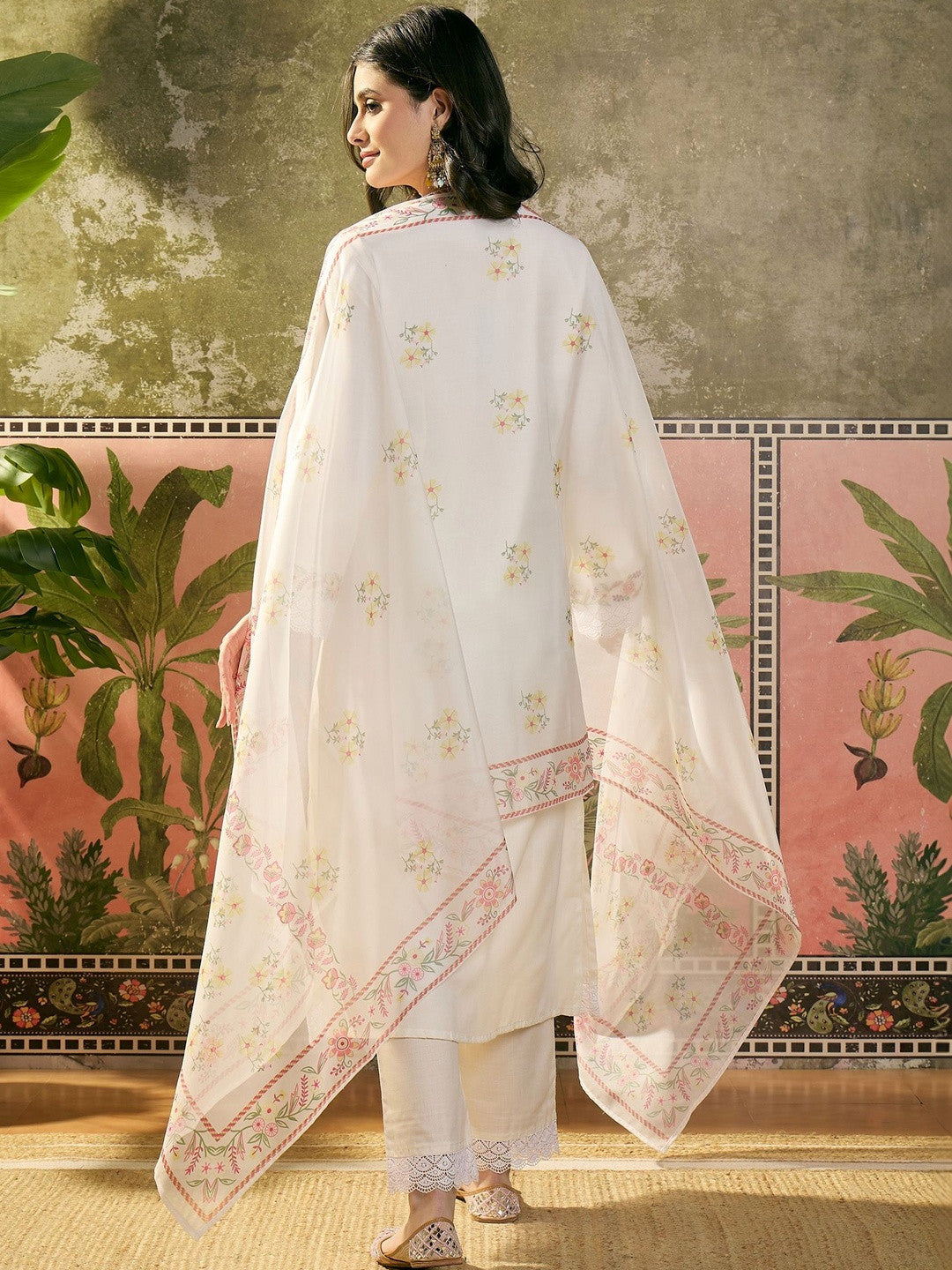 Embroidered V-Neck Kurta & Trousers Kurta Set