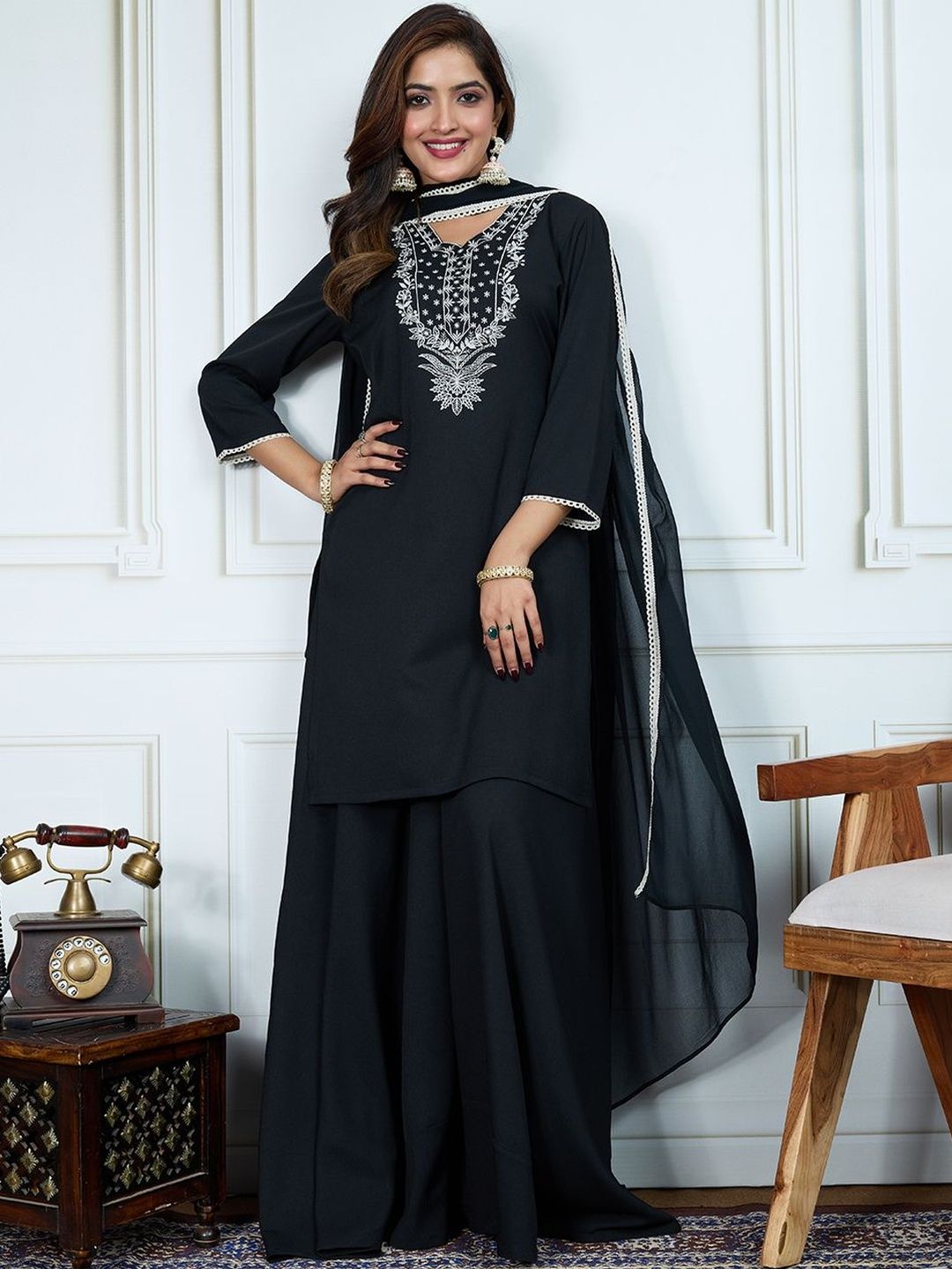 Dhiyona HOP Embroidered V-Neck Kurti Sharara & Dupatta