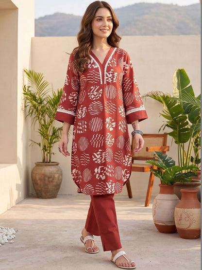 Red Women Printed Regular Kurta with Trousers