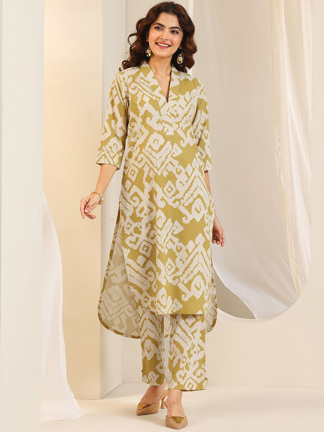 Abstract Printed V Neck Straight Kurta With Trousers