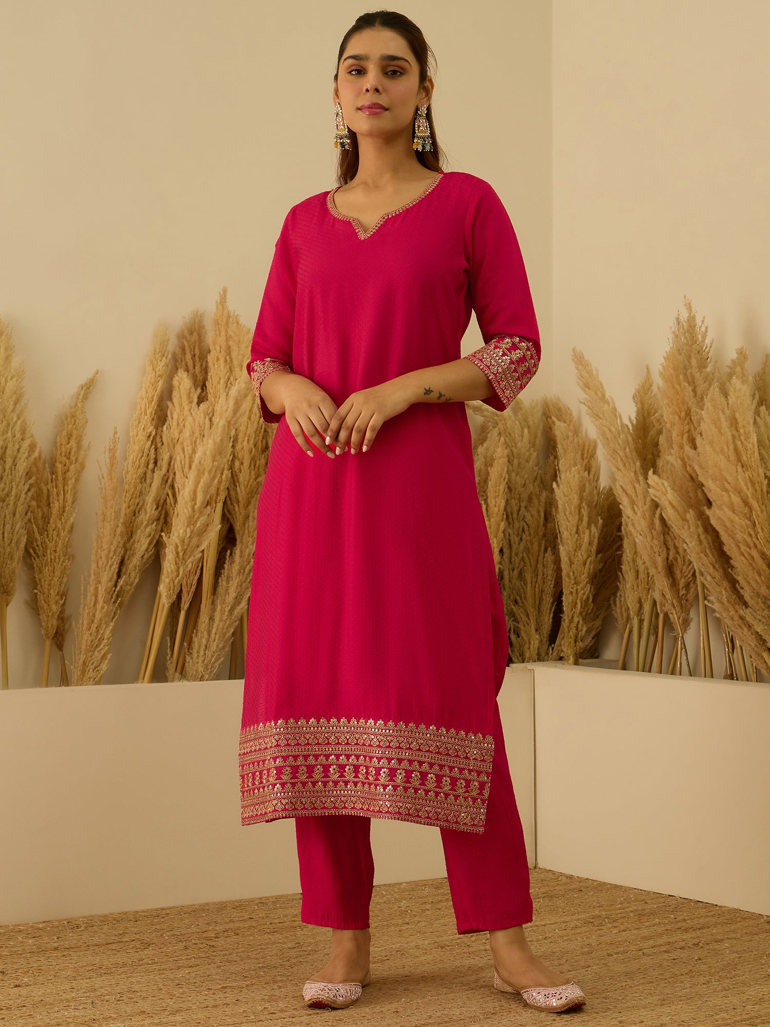 Dhiyona VV Prakriti Pink Kurta and Pant Dupatta Sets Silk Blend Fabrics with Embroidery
