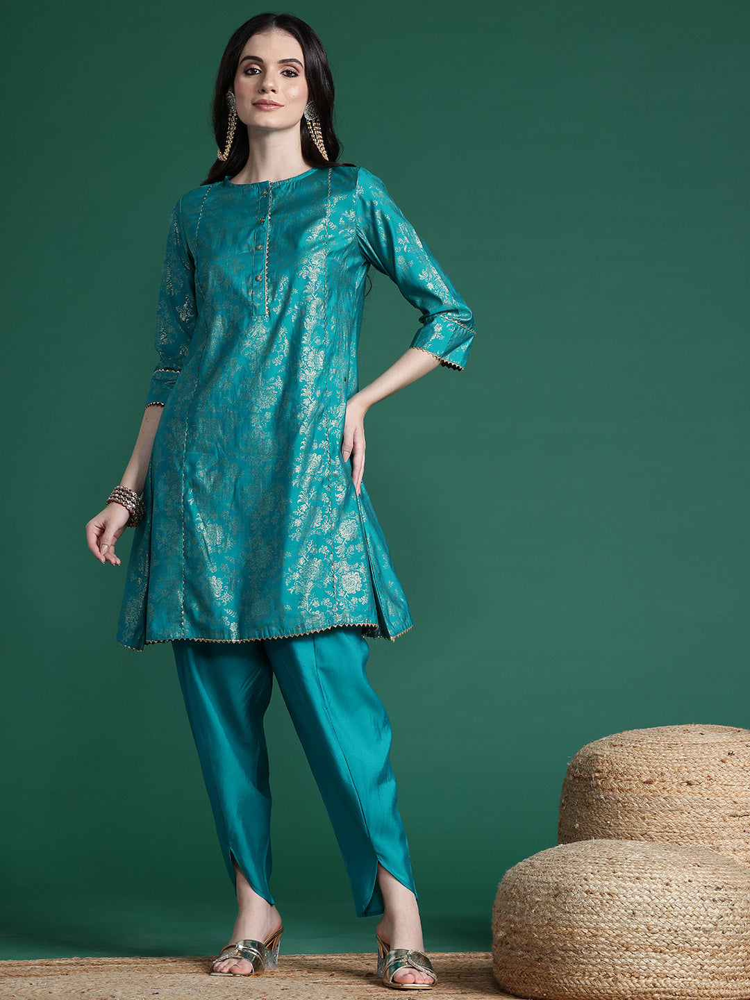 Ethnic Motifs Foil Printed Gotta Patti Kurta With Salwar