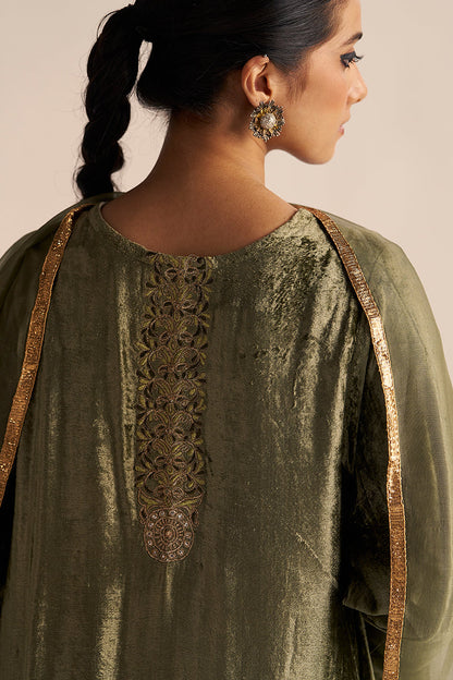 back side view Deep Lichen Green Velvet Festive Kurta Set with Kora Silk Dupatta