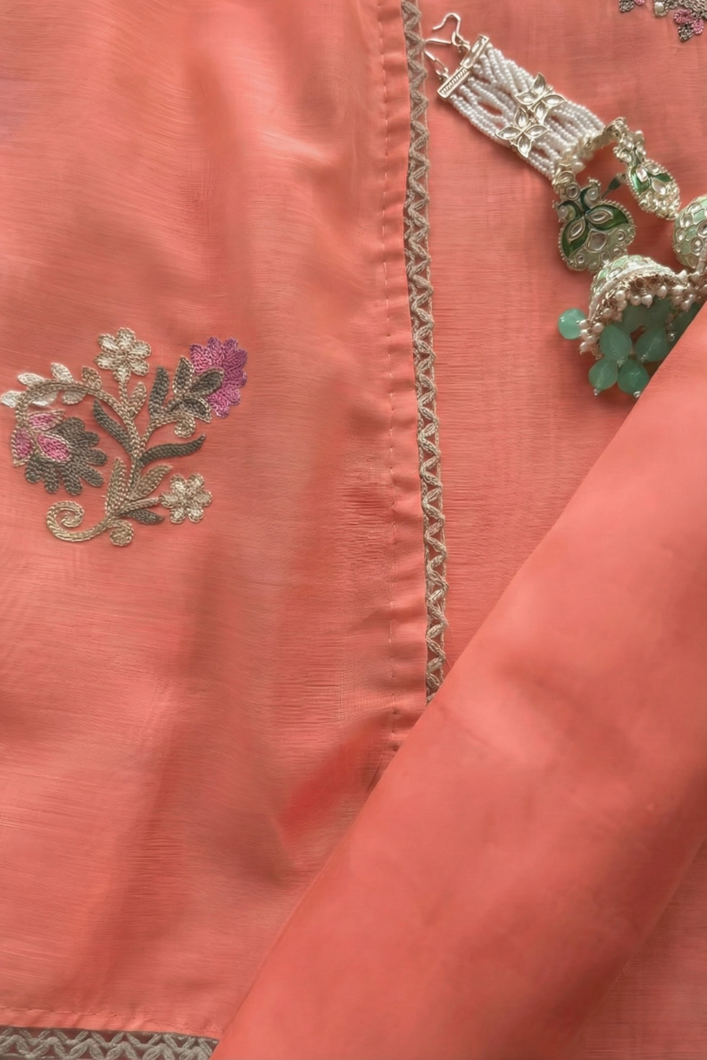 Dhiyona ST 3 Pc Unstitched Suit - Mul Peach Kashmiri Embroidery Kurta with Beads , Embroidered Dupatta and Bottom