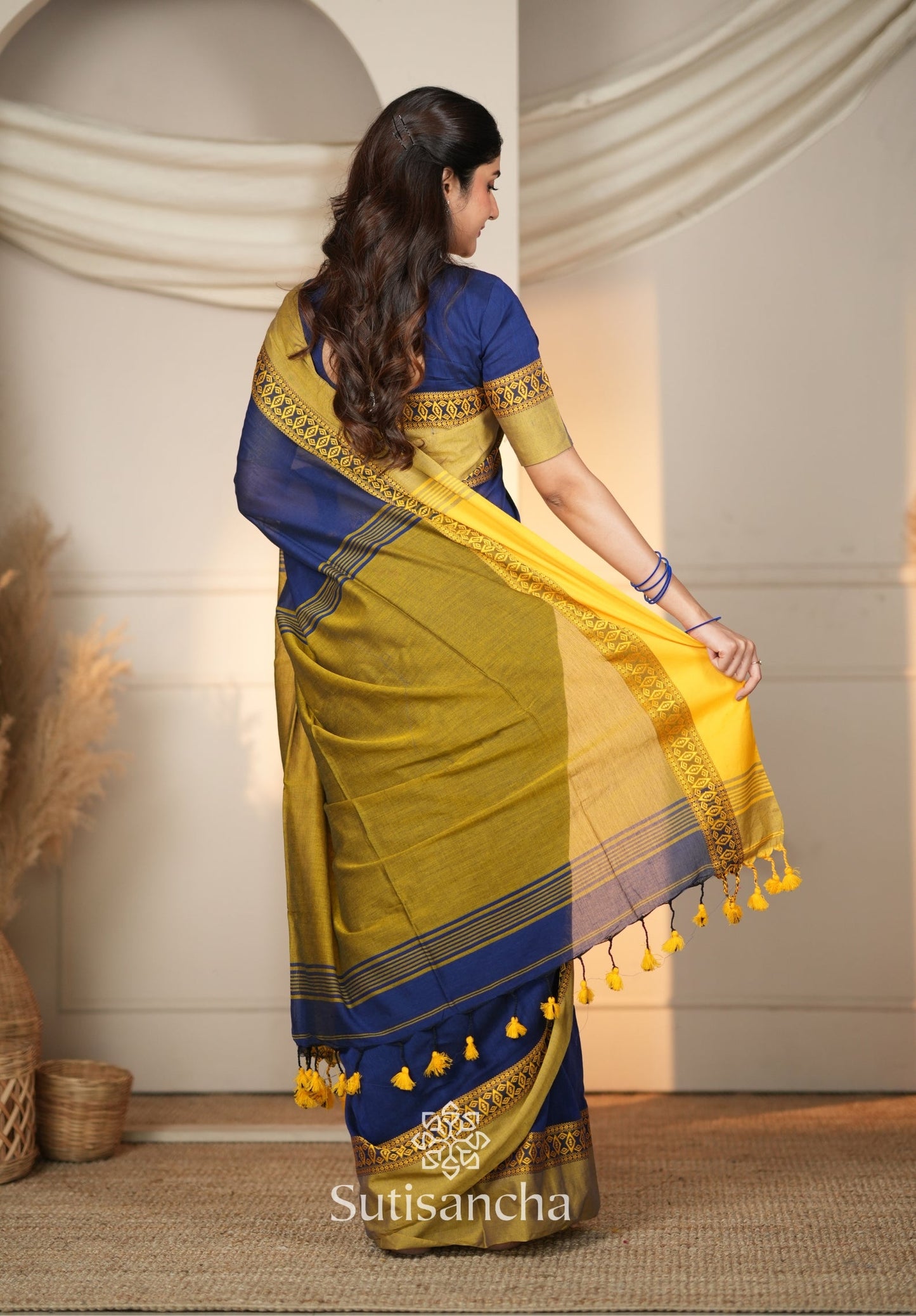 Dhiyona SS Timeless Weave Bengal Cotton Saree by Sutisancha