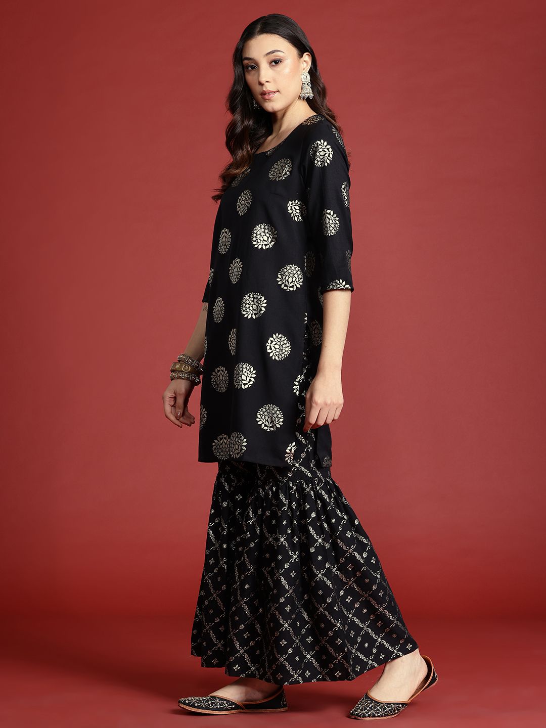 Dhiyona AN Tyohaar Foil Print Kurta with Sharara & Dupatta
