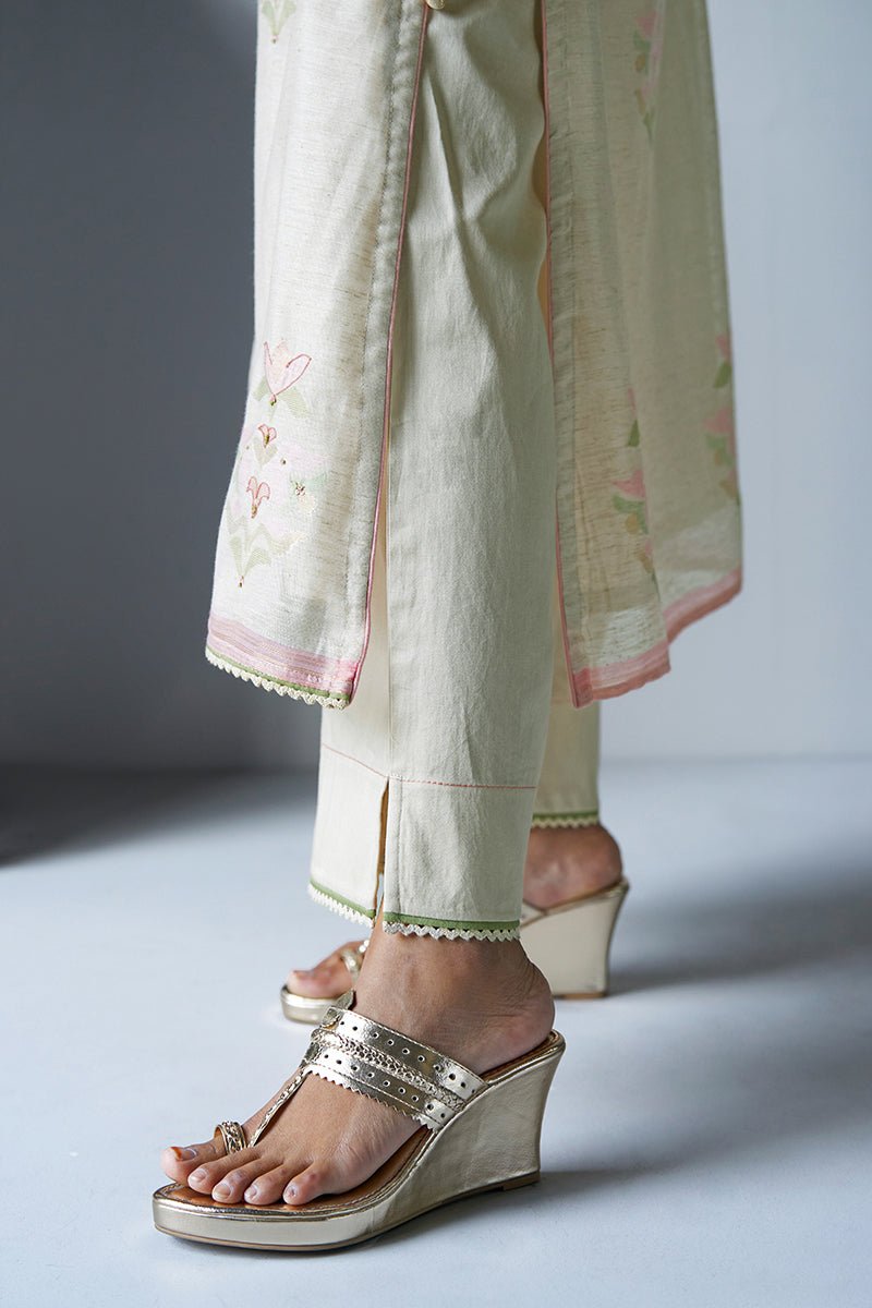 Women's Birch Cream Woven Kurta Suit Set With Hand Work Detailing