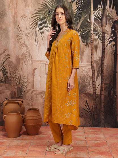 Ethnic Motifs Printed Regular A-Line Kurta with Trousers
