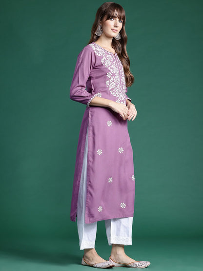Dhiyona IE Women Floral Embroidered Thread Work Kurta