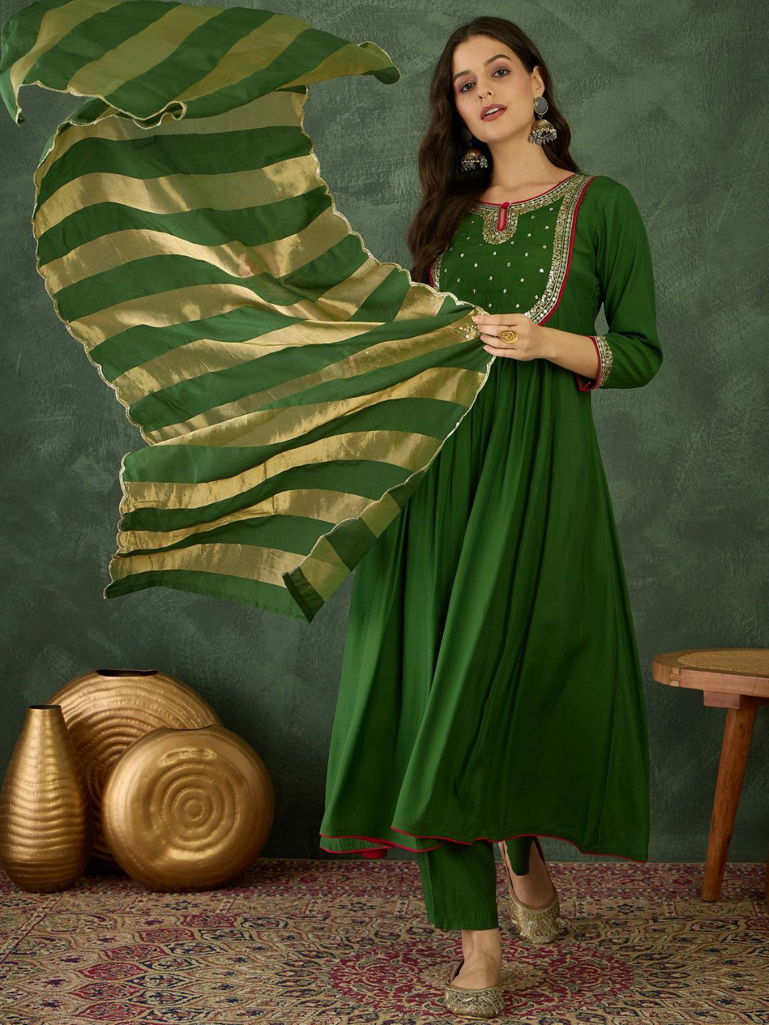 Dhiyona KL Women Embroidered A-Line Republic Day Kurta Set