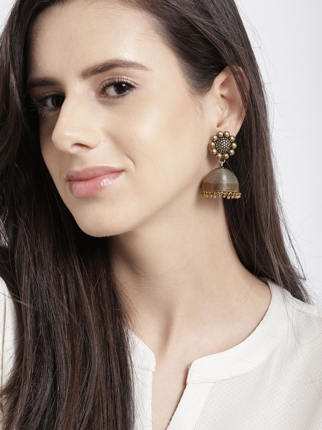 Dhiyona RJ Women's Oxidised Antique Silver & Gold Toned Flower Detailed Dome Shaped Jhumka Earrings