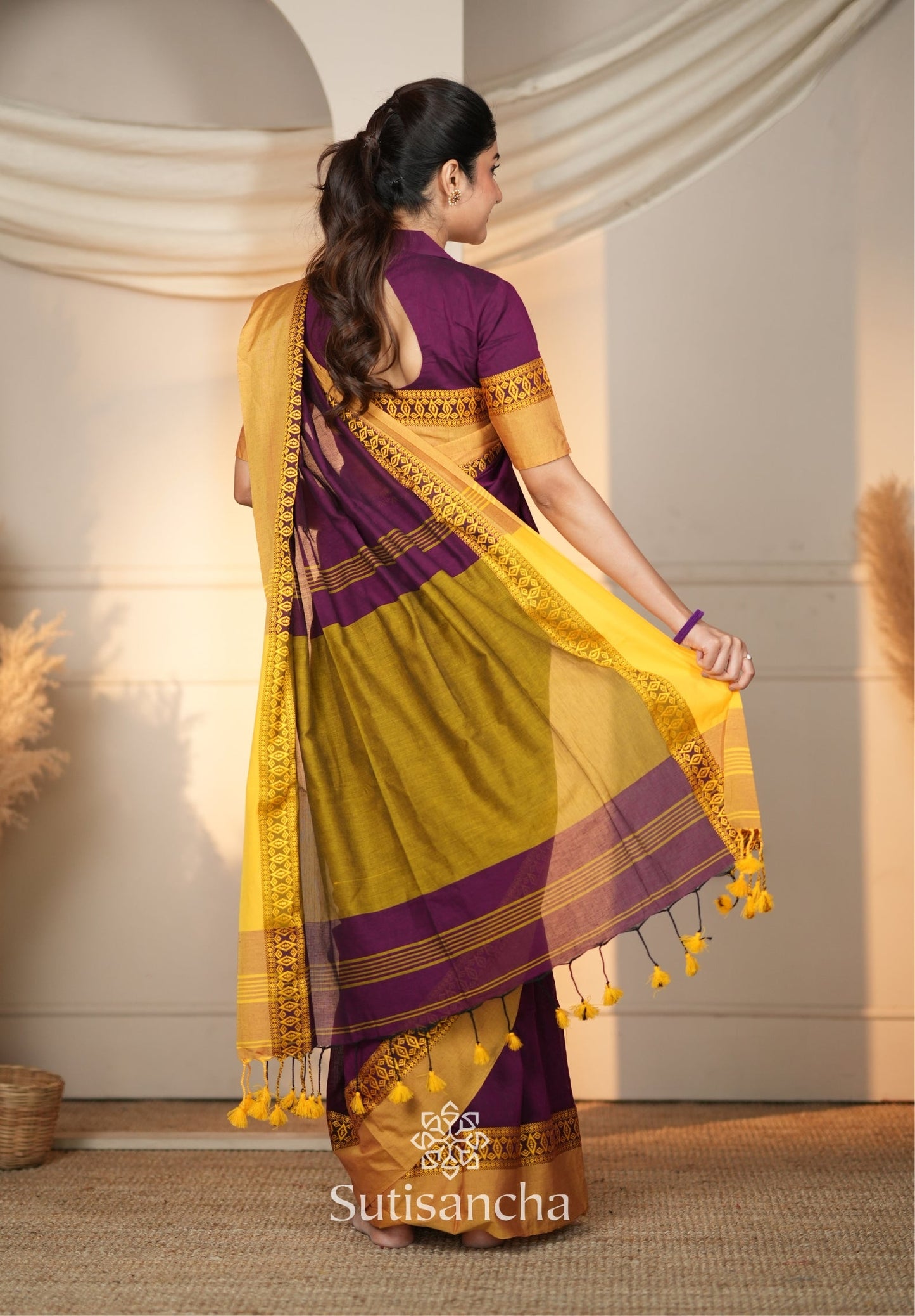 Dhiyona SS Timeless Weave Bengal Cotton Saree by Sutisancha
