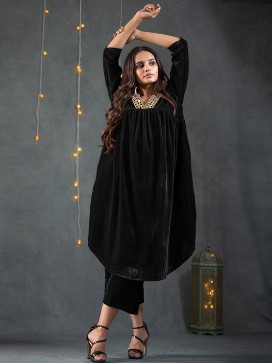 Dhiyona ST Women's Black Velvet Gathered Kurta with Pant 2 Piece Set | A-Line, V Neck, 3/4 Sleeves, Pants, Partywear, (Velvet)