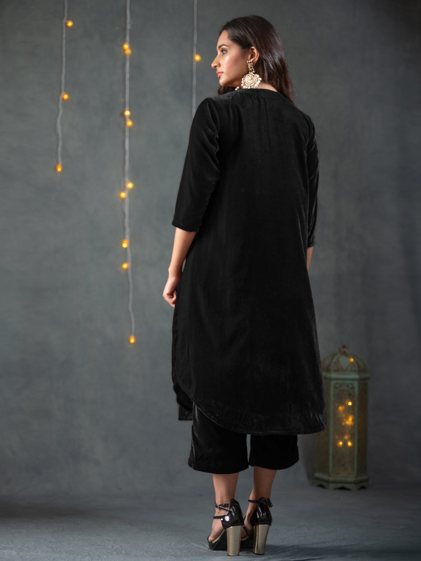 Dhiyona ST Women's Black Velvet Gathered Kurta with Pant 2 Piece Set | A-Line, V Neck, 3/4 Sleeves, Pants, Partywear, (Velvet)