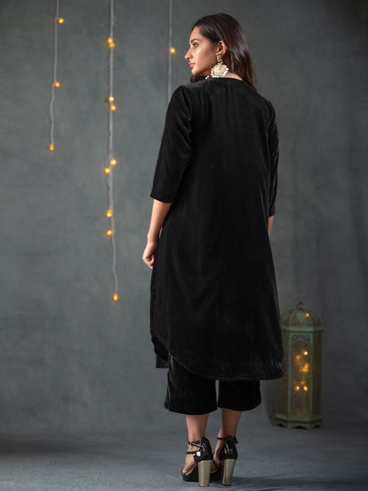 Dhiyona ST Women's Black Velvet Gathered Kurta with Pant 2 Piece Set | A-Line, V Neck, 3/4 Sleeves, Pants, Partywear, (Velvet)