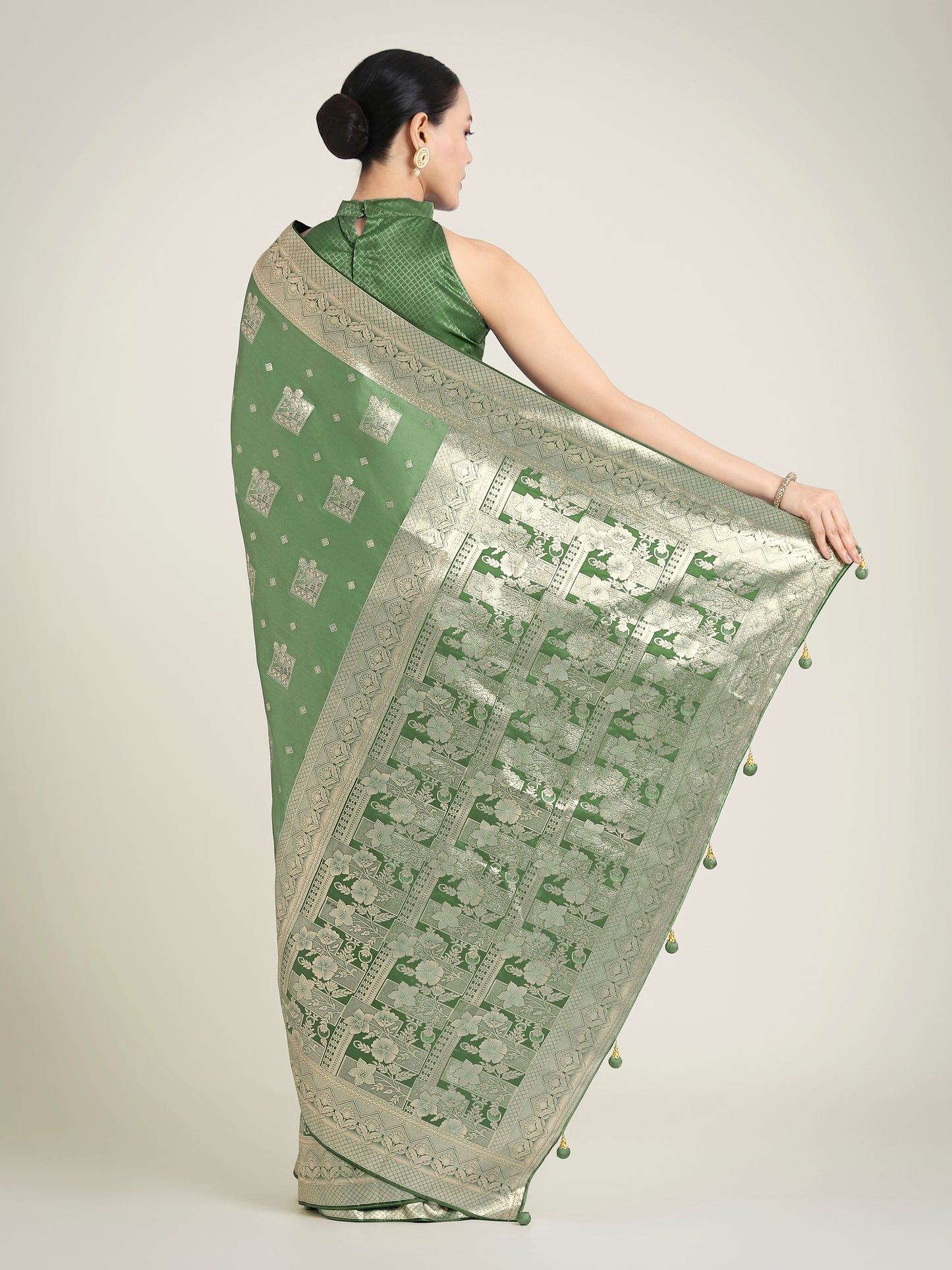 Dhiyona MJ Green Color Banarasi Satin Silk Zari Weaving Festival Saree