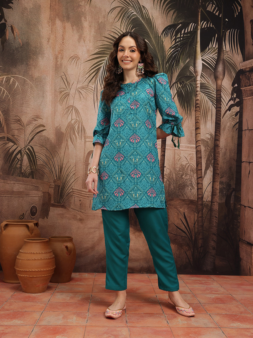 Dhiyona SN Women Printed Kurta with Trousers