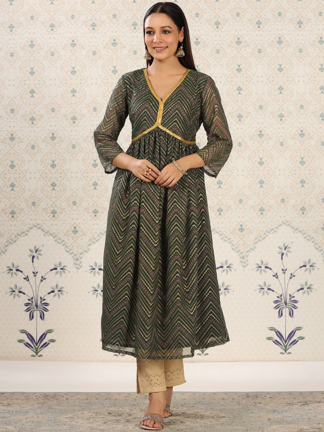 Dhiyona OD  Ethnic Motifs Printed V-Neck Thread Work Empire Anarkali Kurta