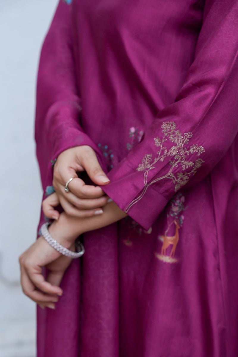 Women's Wine Raw Silk Salwar Suit With Organza Dupatta