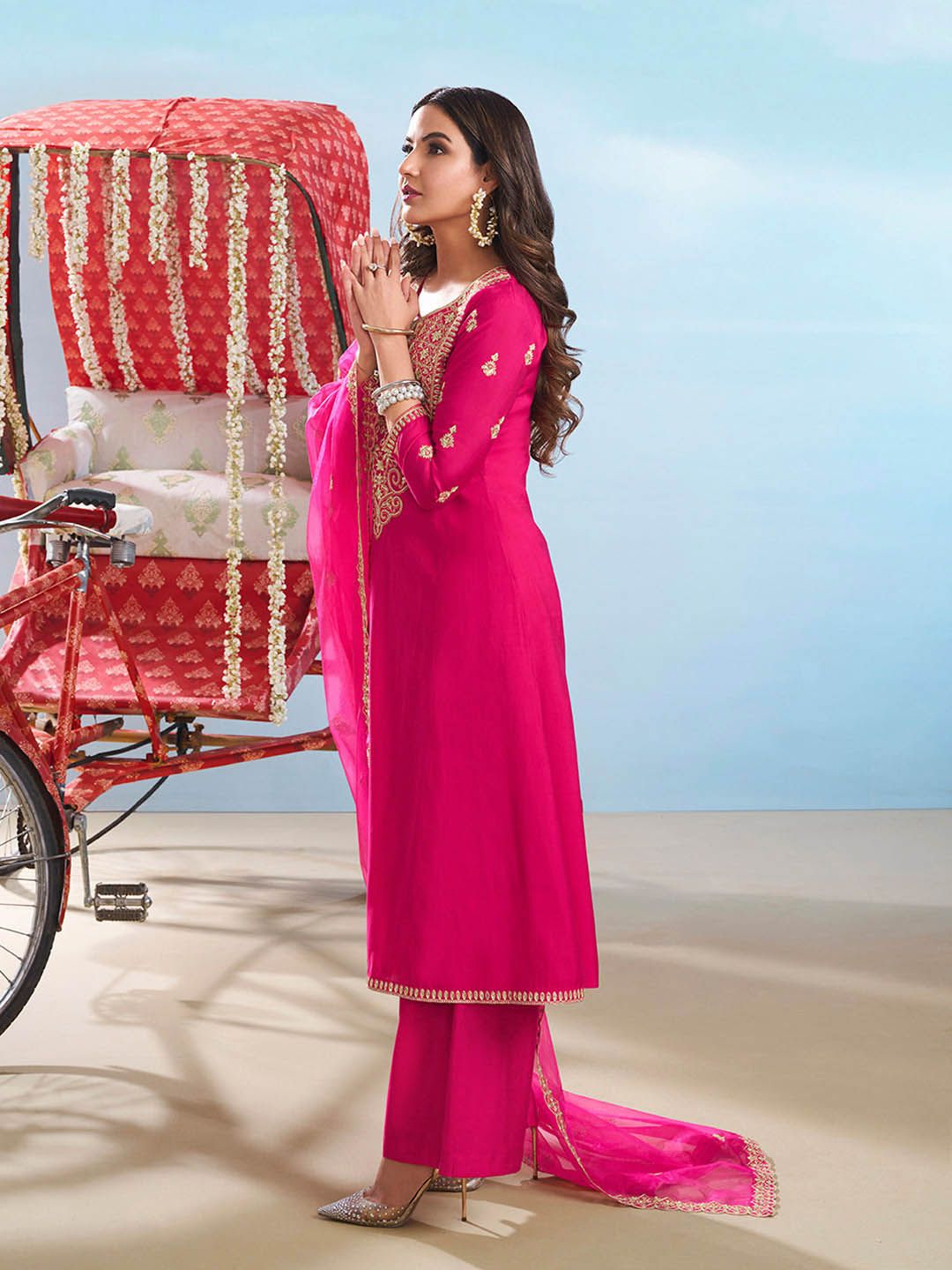 Dhiyona IN Floral Embroidered Round Neck Sequinned Anarkali Kurta With Palazzos & Dupatta